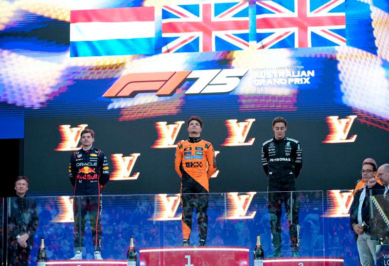 Norris holds off Verstappen to win wild Australian Grand Prix