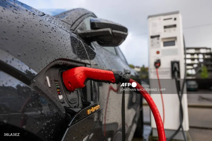 Norway nears 100% electric car sales target for 2025