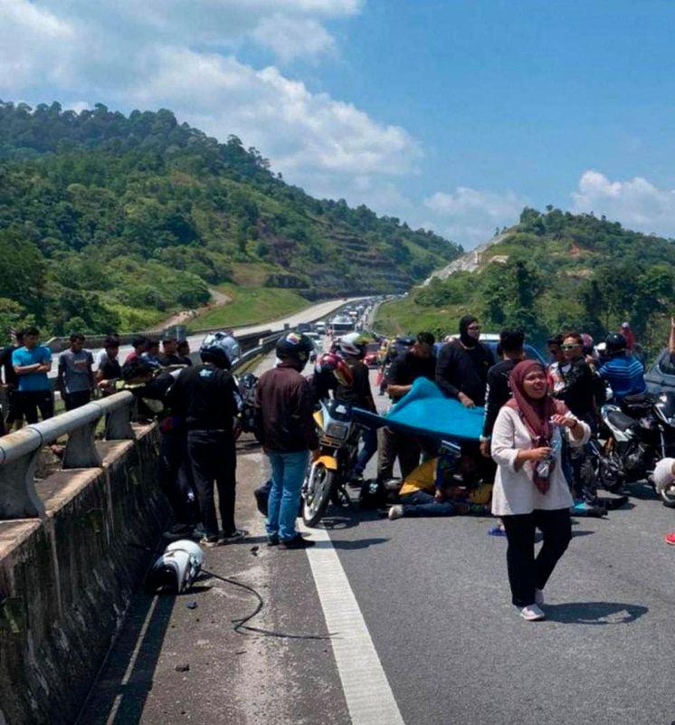 Nurse killed in motorcycle accident en route to RXZ gathering in Terengganu Nurse killed in motorcycle accident en route to RXZ gathering in Terengganu