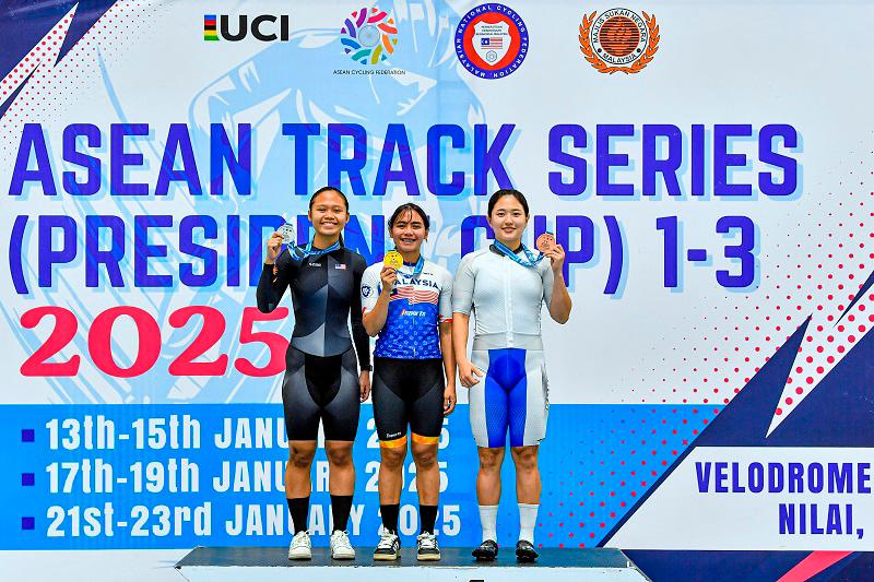 Nurul Izzah rides to hat-trick of sprint victories in President’s Cup series Nurul Izzah rides to hat-trick of sprint victories in President’s Cup series