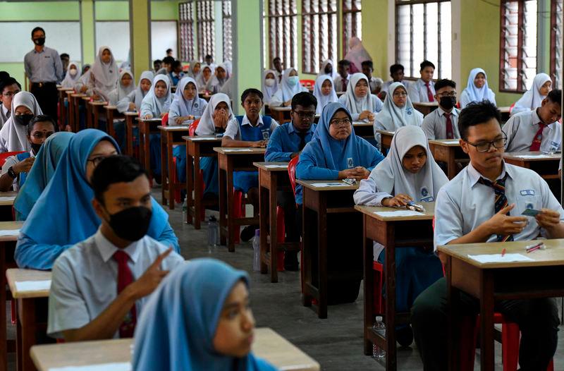 Online Safety Campaign to reach 10,000 schools, universities
