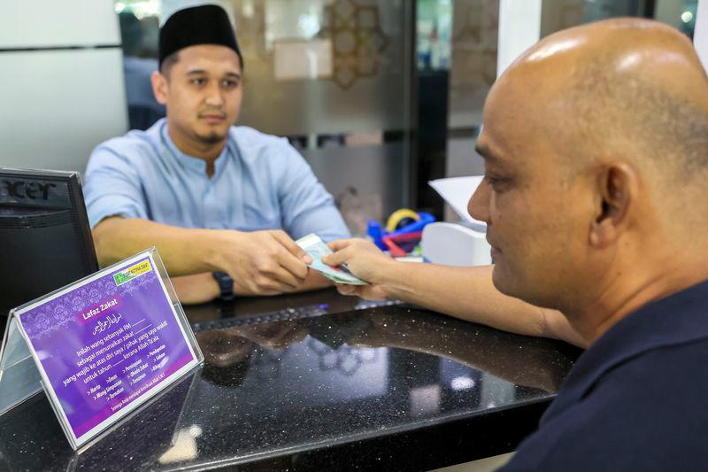 Online zakat fitrah payments valid even without formal declaration – Perak Deputy Mufti Online zakat fitrah payments valid even without formal declaration – Perak Deputy Mufti