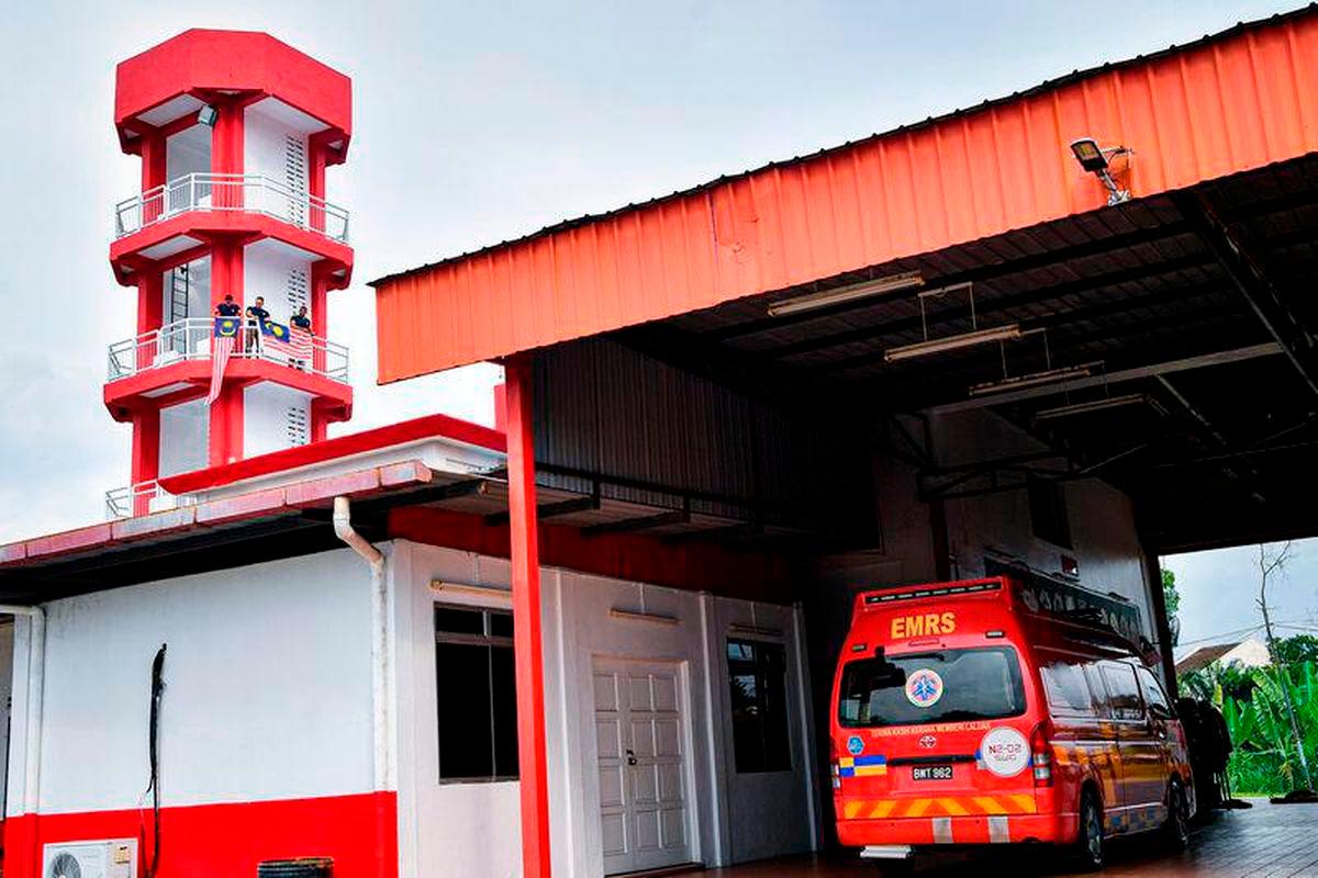 Orang Asli woman injured, motorcycle catches fire in crash