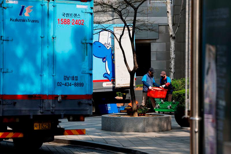 Ousted South Korean President Yoon set to leave official residence