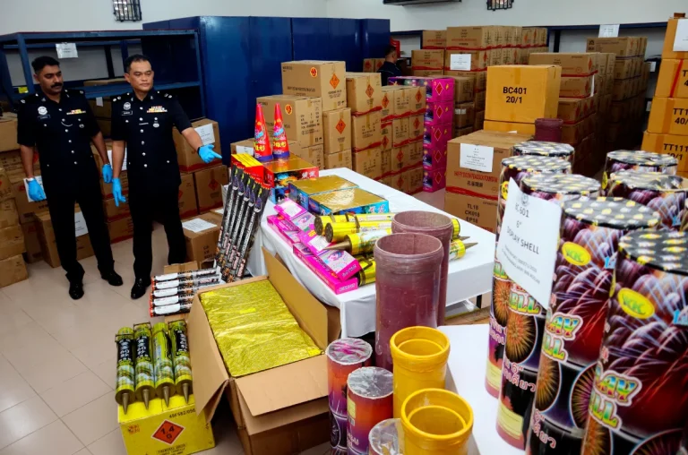 Polis rampas mercun bernilai RM400,000 di Bera
