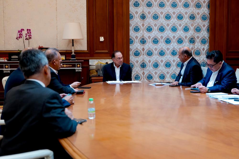 PM Anwar calls for joint effort to strengthen digital landscape