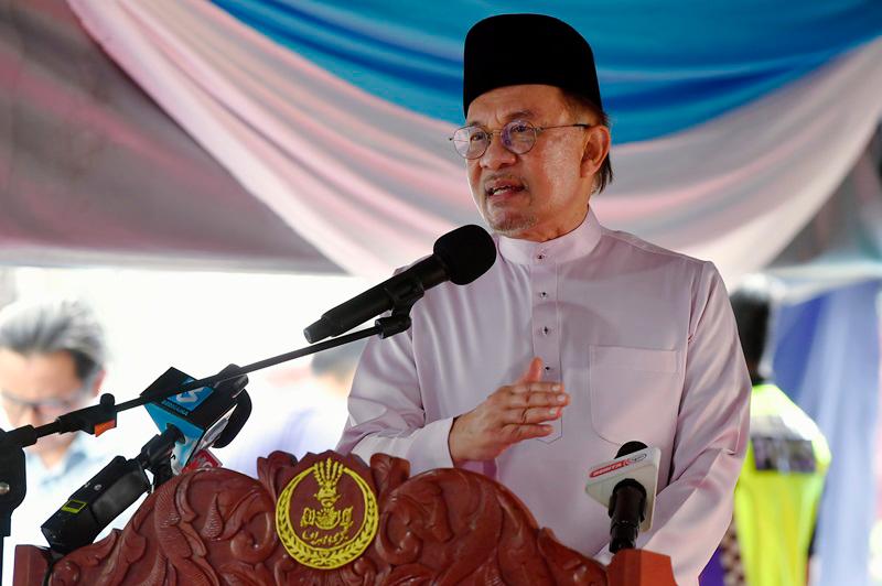PM Anwar criticises those questioning govt’s efforts to help rebuild Gaza