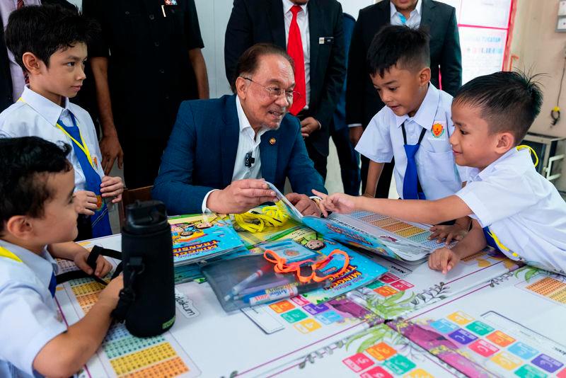 PM Anwar wants schools to be safe, comfortable places that drive success