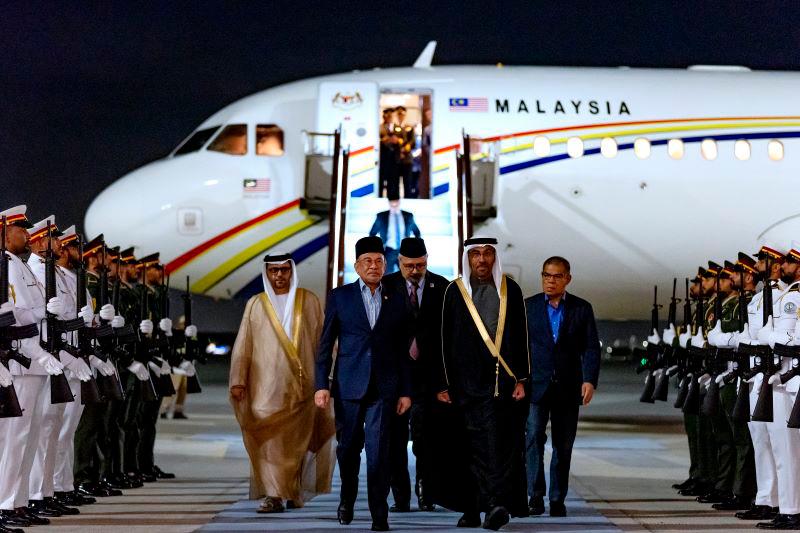 PM arrives in UAE for three-day working visit