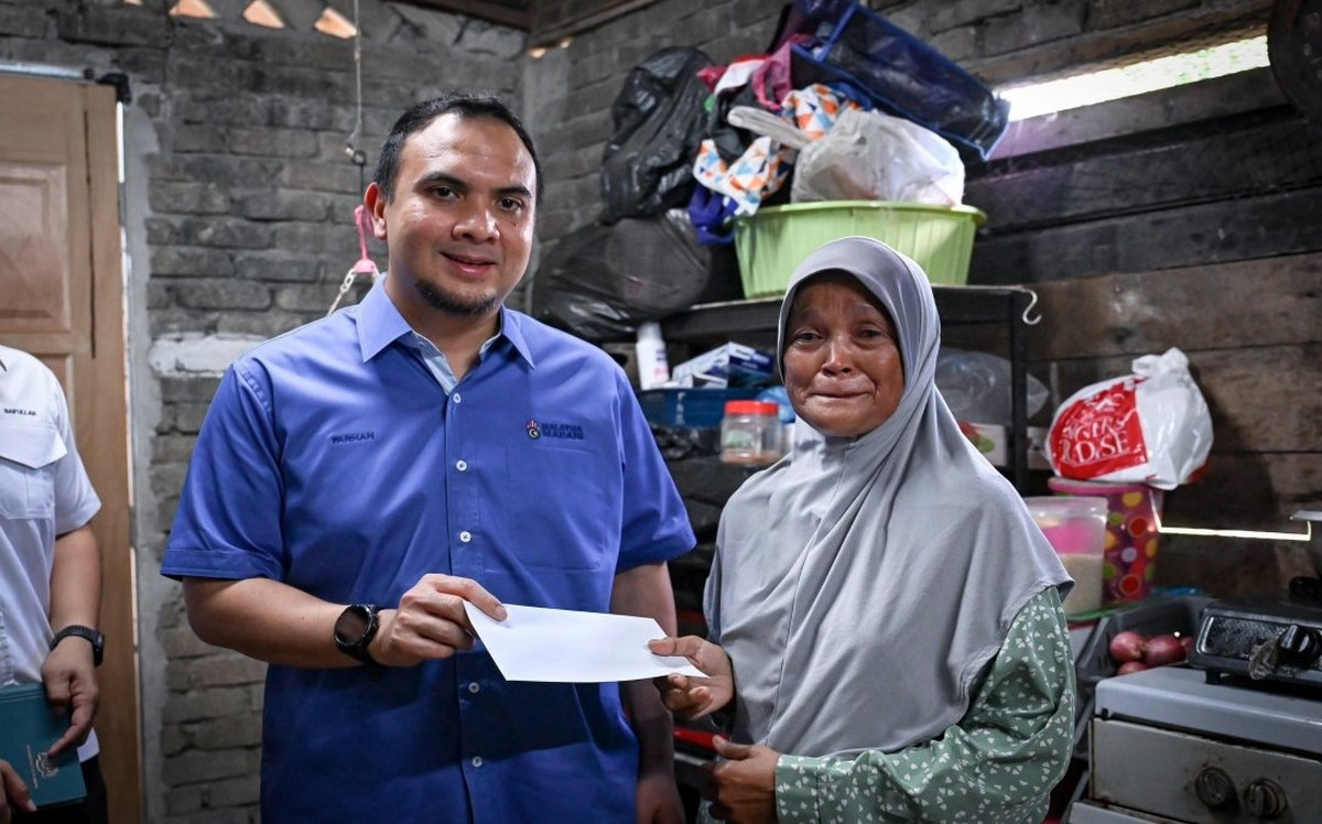 PM extends aid to single mother battling cancer in Pahang