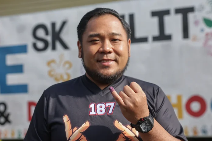 Kinabatangan by-election candidates cast votes as polling begins