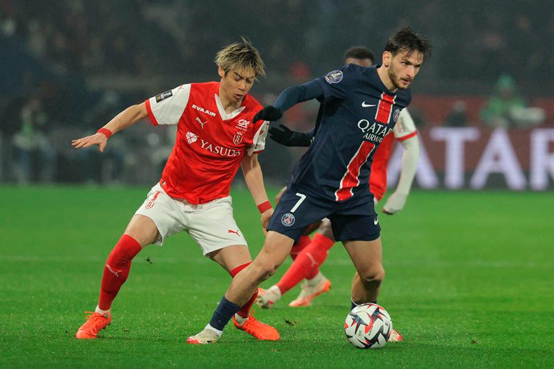 PSG held as Kvaratskhelia makes debut PSG held as Kvaratskhelia makes debut