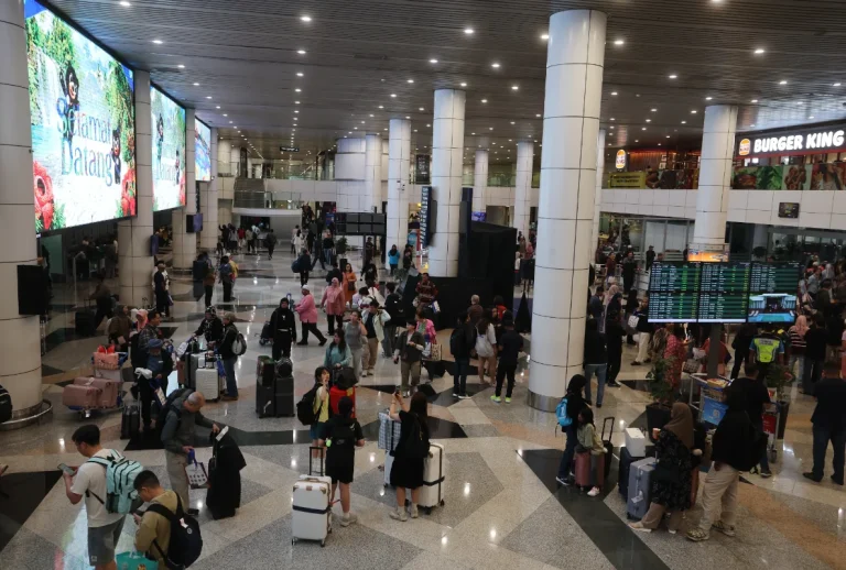 Kuala Lumpur airport traffic rises 2% in May 2026