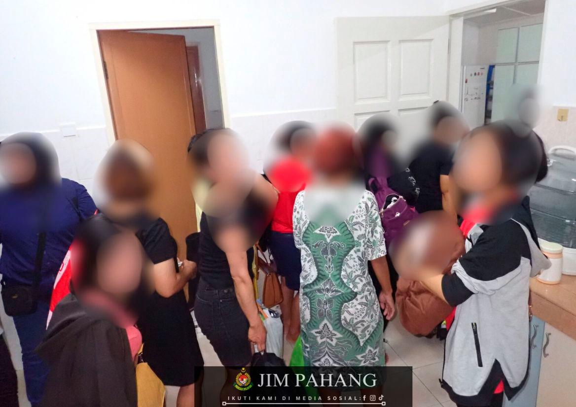 Pahang immigration rescues 17 Indonesian women from forced labour Pahang immigration rescues 17 Indonesian women from forced labour