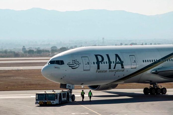 Pakistan flight departs for Paris after EU ban lifted Pakistan flight departs for Paris after EU ban lifted