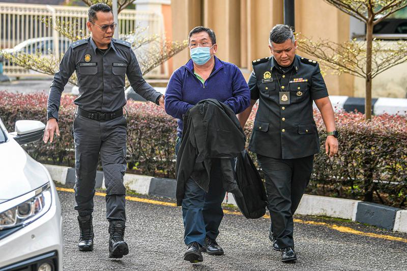 Pastry company, director charged with using halal logo without approval Pastry company, director charged with using halal logo without approval