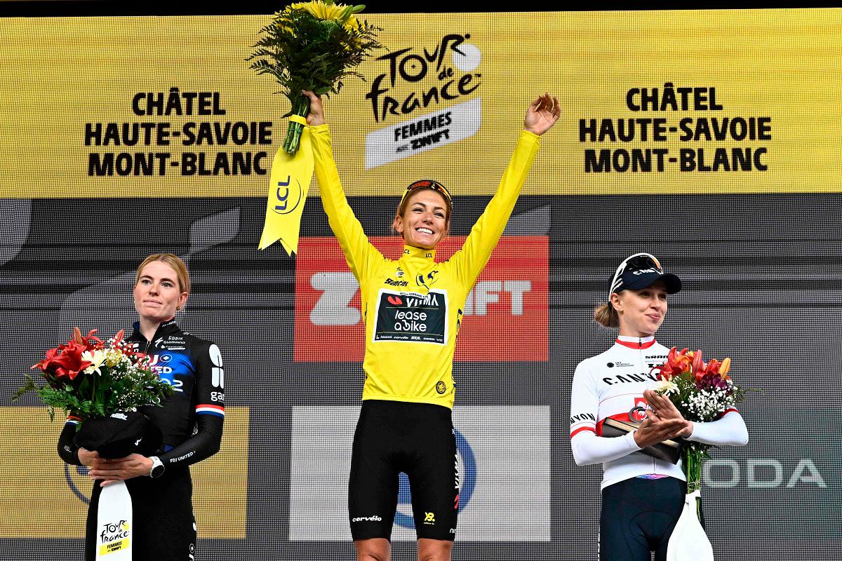 Pauline Ferrand-Prevot wins women’s Tour de France in historic solo victory Pauline Ferrand-Prevot wins women’s Tour de France in historic solo victory