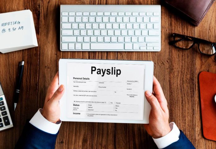 “Payslips are supposed to be confidential right?” - M’sian calls out HR practise of asking for payslip 