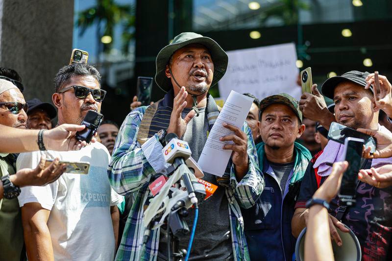 PeSAWAH urges govt to raise paddy floor price to RM1,800