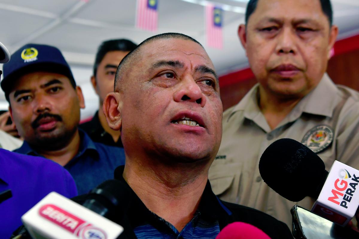 Perak provides RM5,000 aid to families of FRU officers killed in accident Perak provides RM5,000 aid to families of FRU officers killed in accident