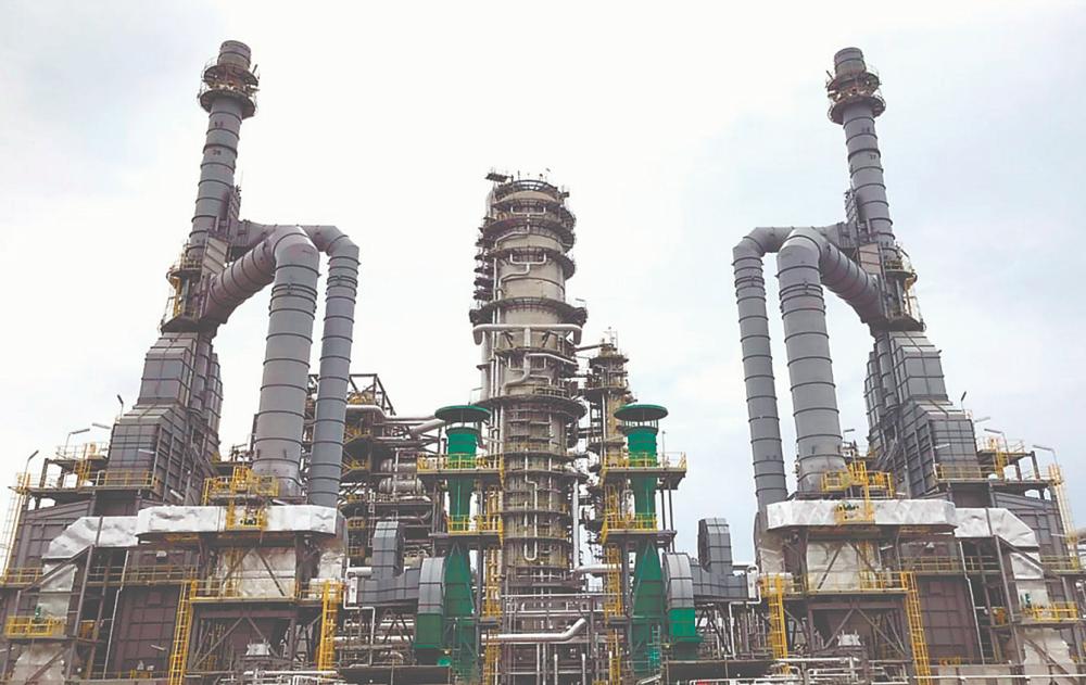 Petronas says 'rightsizing' not due to gas distribution deal with Sarawak
