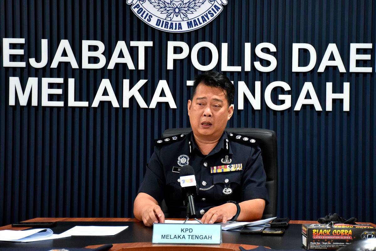 Police probe boarding school bullying case involving senior students in Melaka Police probe boarding school bullying case involving senior students in Melaka