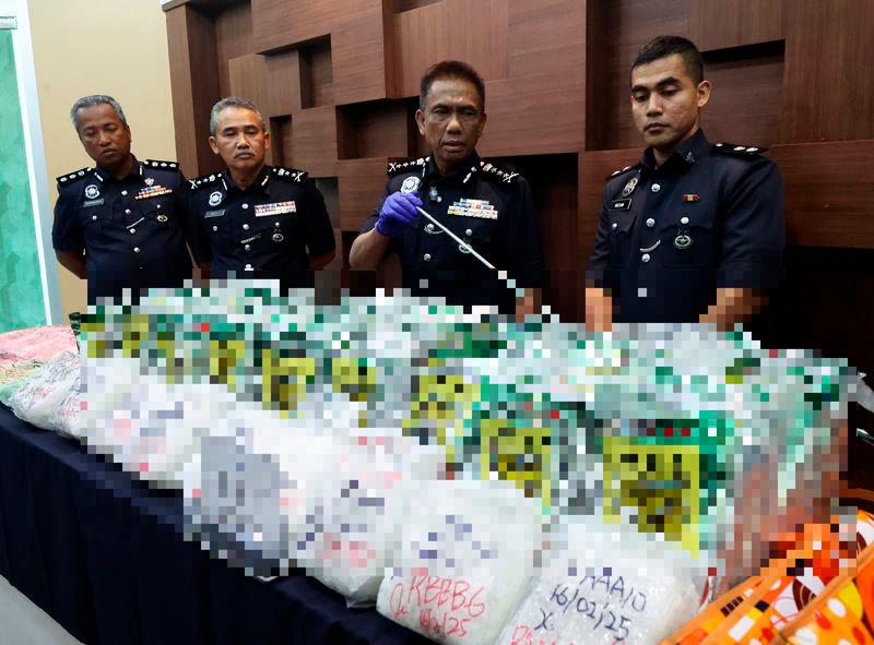 Police seize meth, MDMA pills worth over RM4 million in Sungai Petani Police seize meth, MDMA pills worth over RM4 million in Sungai Petani