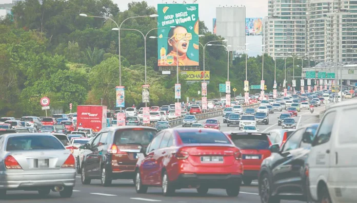 Political_will_needed_to_reduce_traffic_congestion Political will needed to reduce traffic congestion