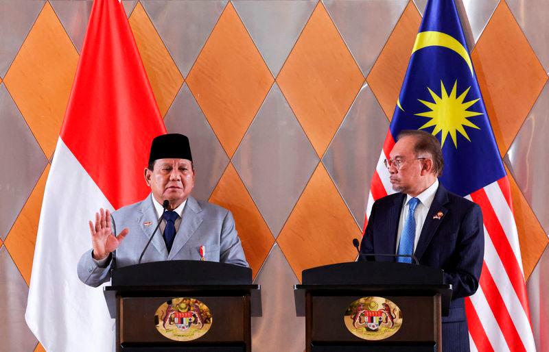 Prabowo confident Malaysia, Indonesia can resolve border, labour issues effectively Prabowo confident Malaysia, Indonesia can resolve border, labour issues effectively