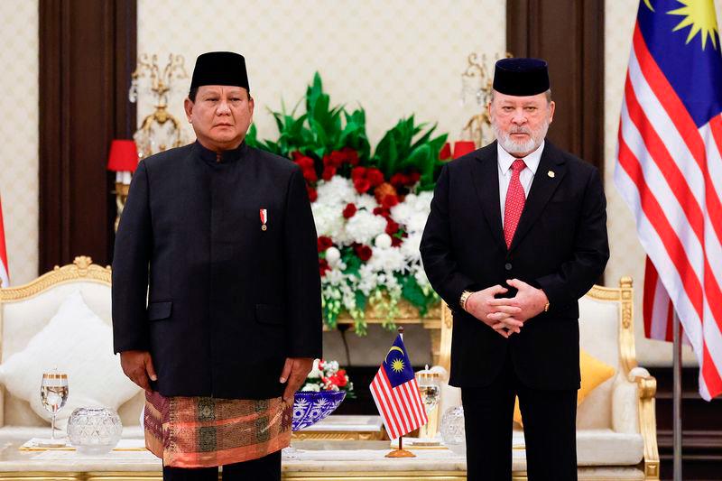 Prabowo thanks Sultan Ibrahim for Johor Royal family order Prabowo thanks Sultan Ibrahim for Johor Royal family order