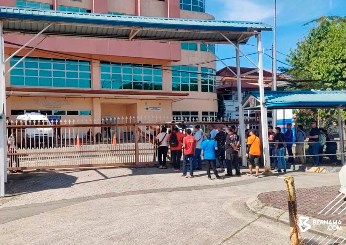 Proses bedah siasat jenazah Zara Qairina di HQE Kota Kinabalu Proses bedah siasat jenazah Zara Qairina di HQE Kota Kinabalu