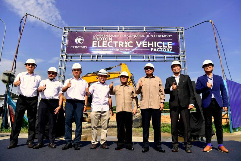 Proton's EV plant enhances AHTV, creates 3,000 jobs opportunities - Saarani Proton's EV plant enhances AHTV, creates 3,000 jobs opportunities - Saarani