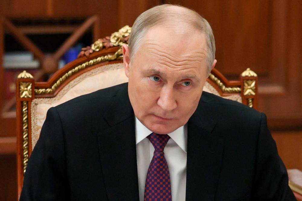 Putin approves Goldman Sachs' Russia exit