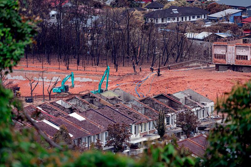 Putra Heights fire: Civil servants affected allowed to work from home Putra Heights fire: Civil servants affected allowed to work from home
