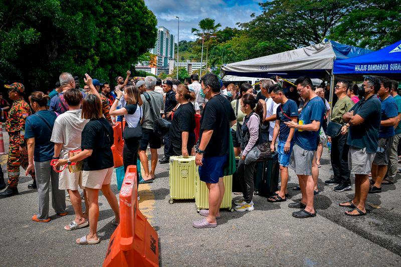 Putra Heights residents affected by fire may seek compensation – Lawyer Putra Heights residents affected by fire may seek compensation – Lawyer