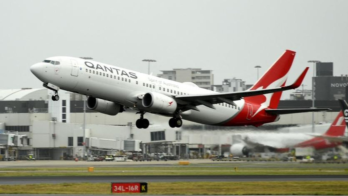 Qantas plane damaged after hitting jet bridge in Australia’s Brisbane Airport Qantas plane damaged after hitting jet bridge in Australia’s Brisbane Airport