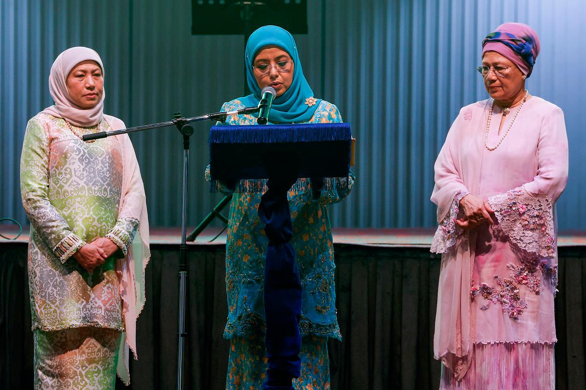 Queen calls for women’s greater role in nation building Queen calls for women’s greater role in nation building