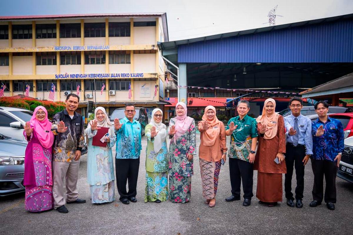 RM100,000 diperuntuk untuk selenggara kemudahan SMK Jalan Reko