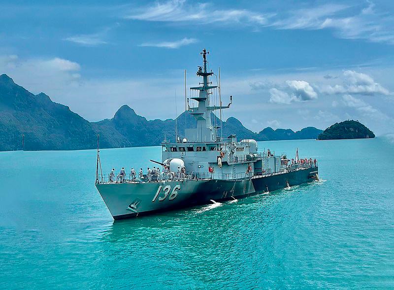 RMN-TNI-AL joint patrol enhances security in Straits of Malacca RMN-TNI-AL joint patrol enhances security in Straits of Malacca