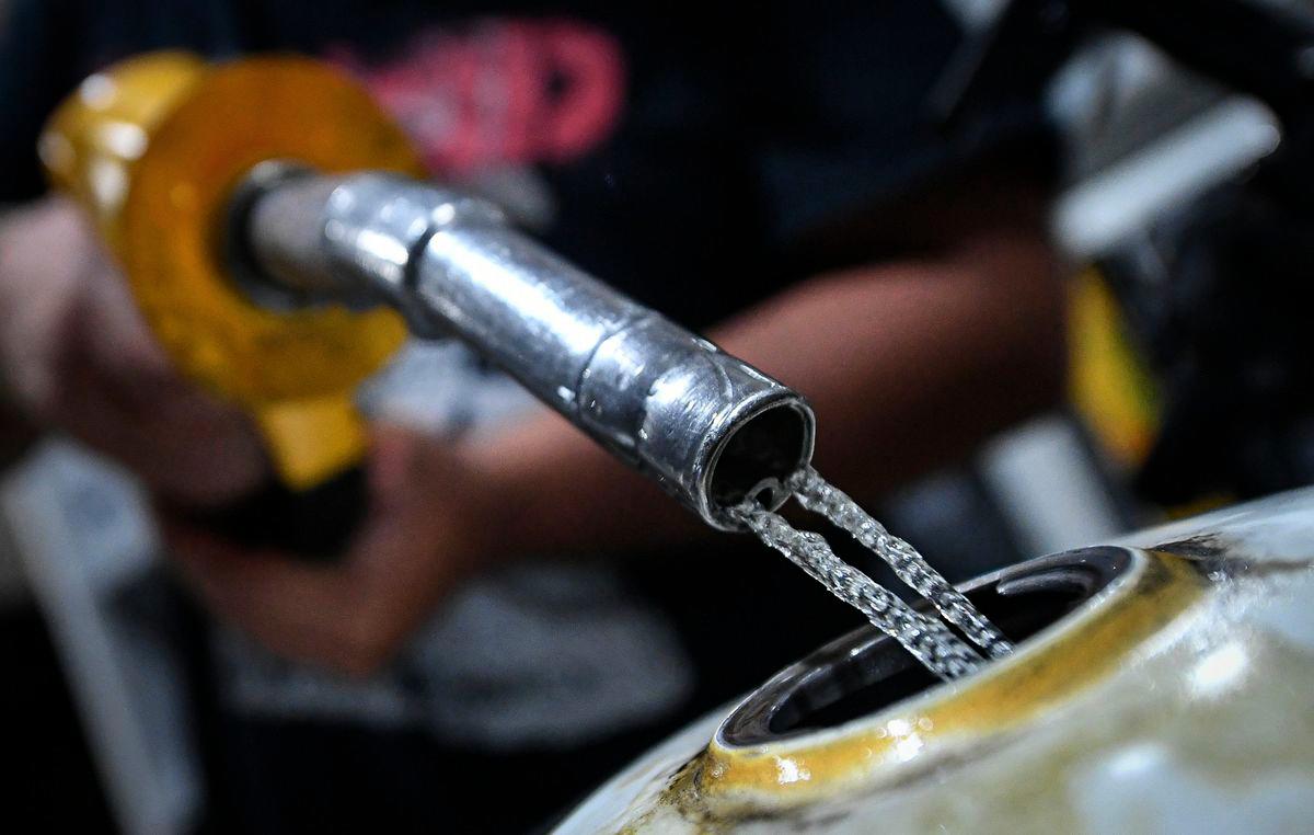 RON95 subsidy cut to come first, carbon tax expected in 2026 – Amir Hamzah