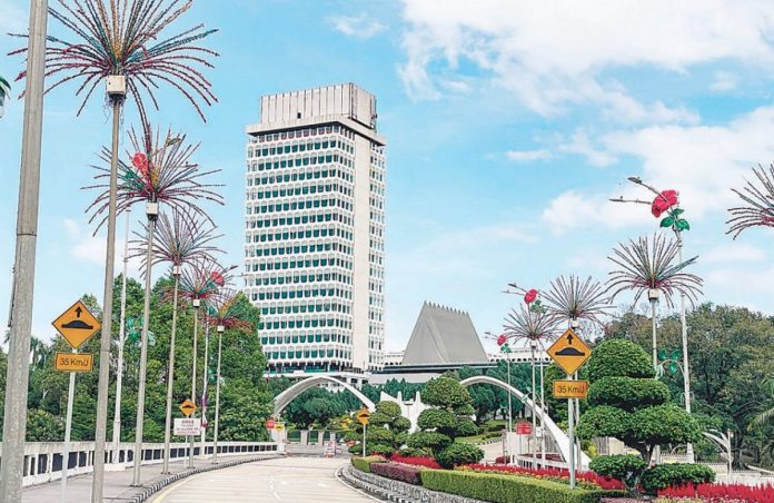 Rafizi, Nik Nazmi step down after PKR poll losses