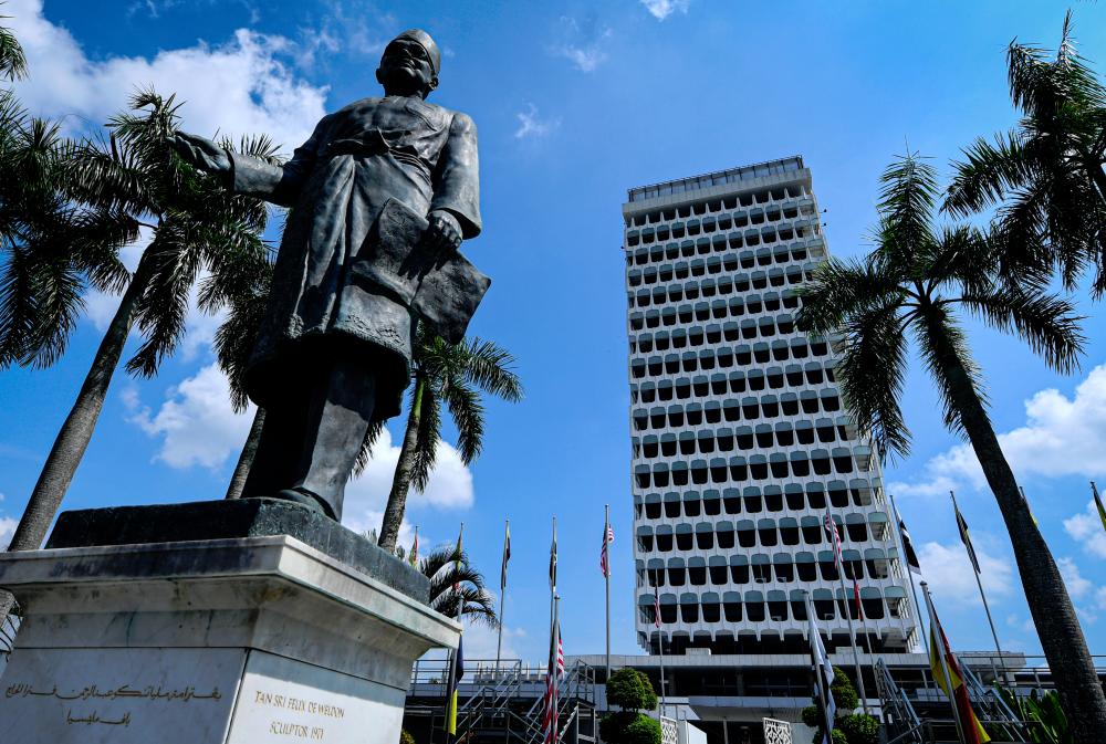 Regulating political financing
