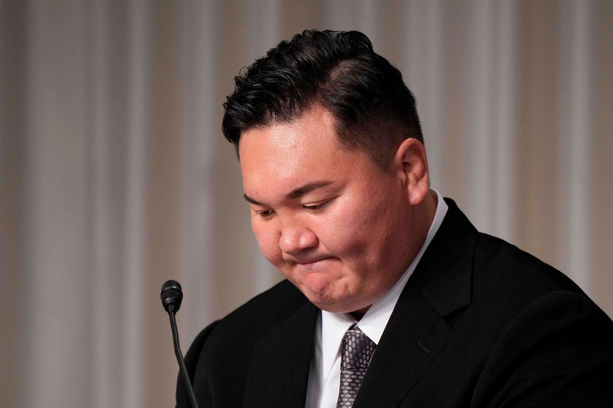 Retired great Hakuho says leaving sumo after bullying scandal Retired great Hakuho says leaving sumo after bullying scandal