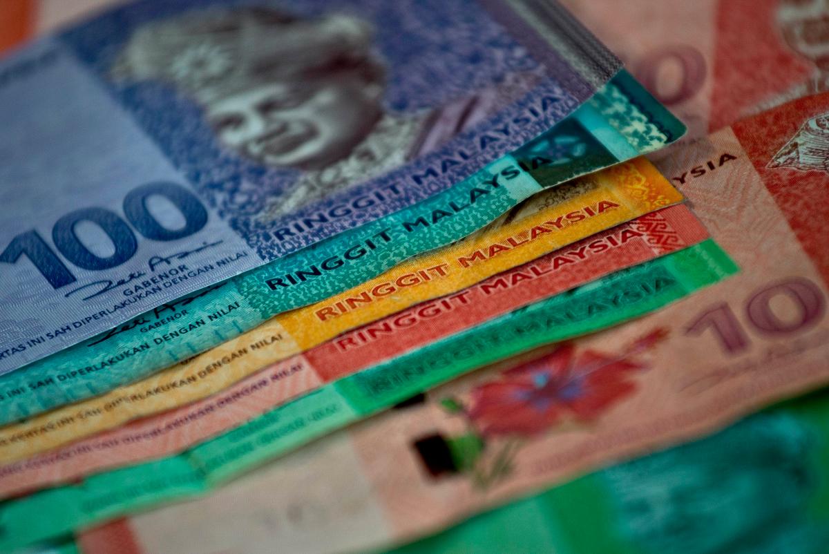 Ringgit weakens as US-China trade talks continue in London