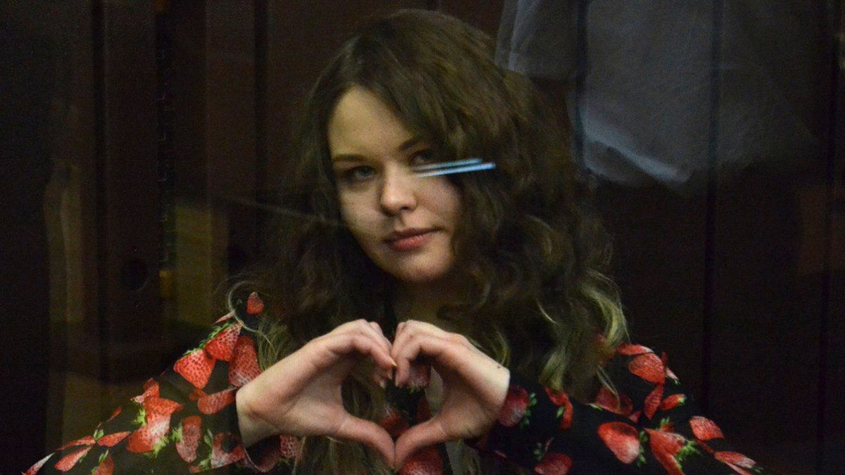 Russia sentences activist who helped Ukrainians flee war to 22 years in prison Russia sentences activist who helped Ukrainians flee war to 22 years in prison