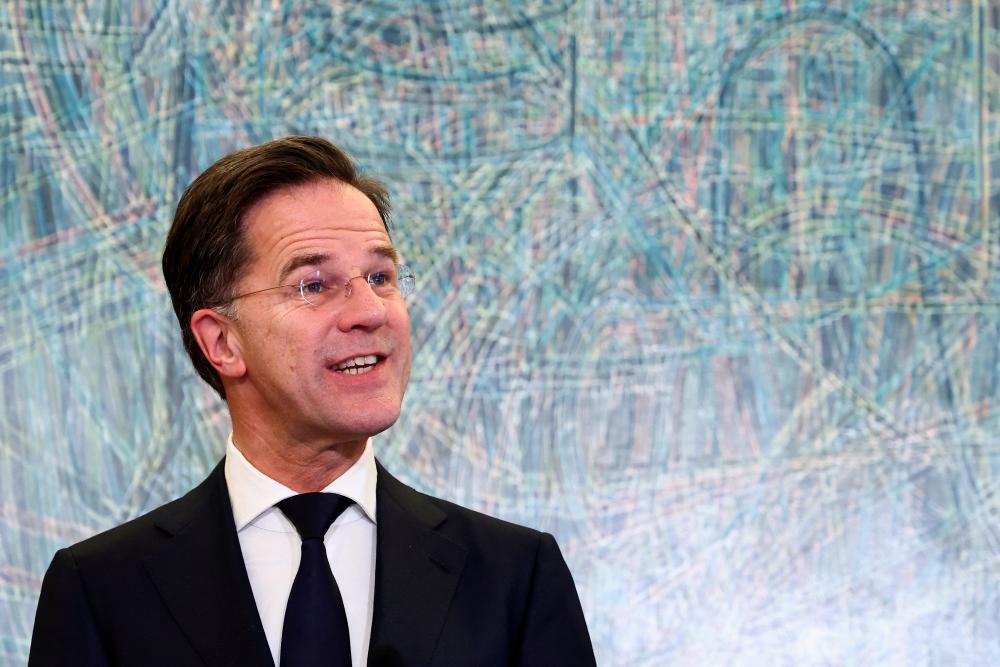 Rutte calls for raising defence spending above 2% of GDP