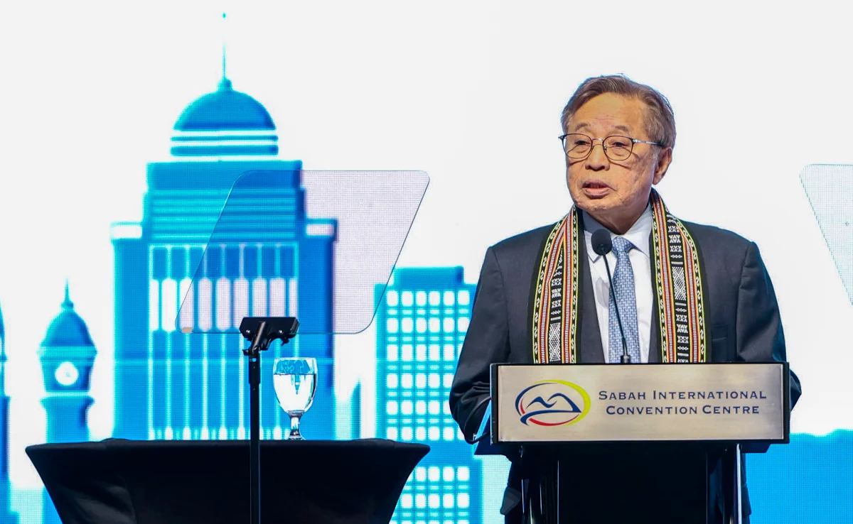 Sarawak premier urges grassroots leaders to strengthen unity Sarawak premier urges grassroots leaders to strengthen unity