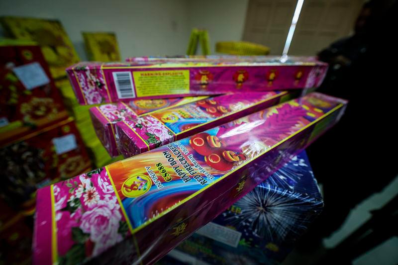 Sabah Customs seizes firecrackers, drugs worth over RM2 million Sabah Customs seizes firecrackers, drugs worth over RM2 million