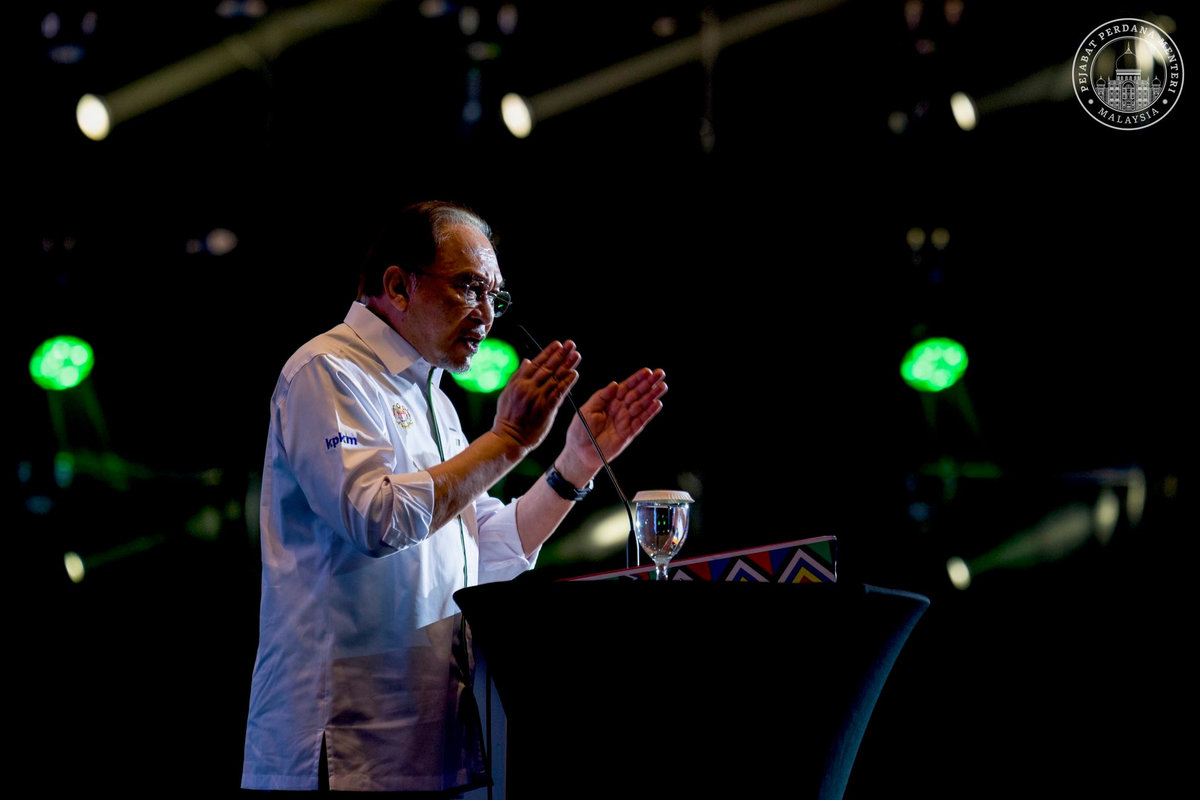 Sabah polls: Anwar pledges no three-cornered fights among PH-BN-GRS