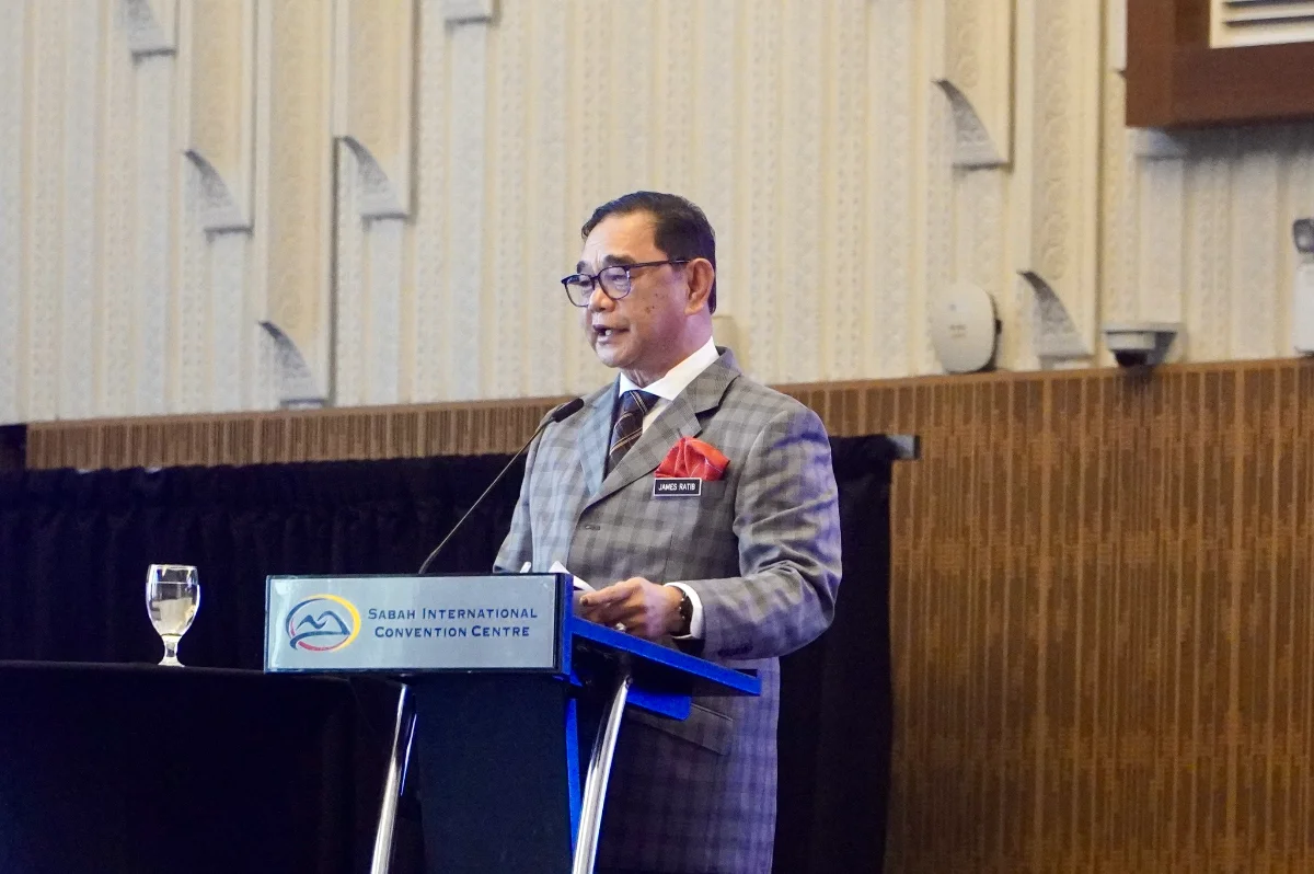 Sabah_to_upgrade_300_dilapidated_schools__focusing_on_safety_and_dignity Sabah to upgrade 300 dilapidated schools, focusing on safety and dignity